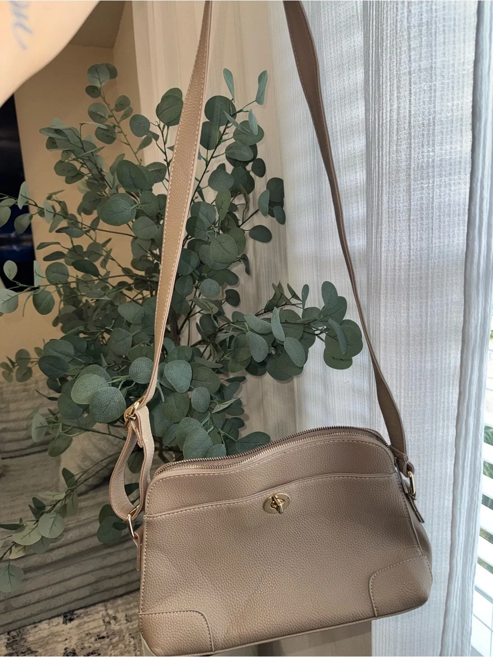 Taupe Leather Crossbody Bag - Unbranded